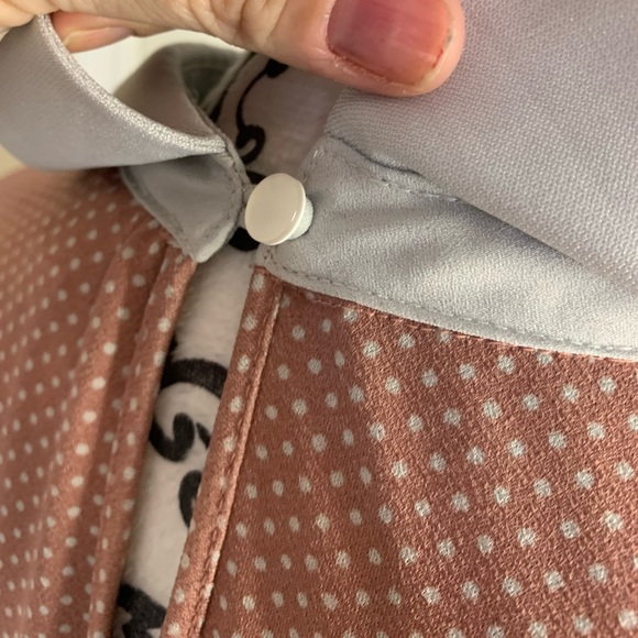 Faith and joy, women’s dusty rose blouse with gemstone collar accent, size XL - Picture 6 of 11